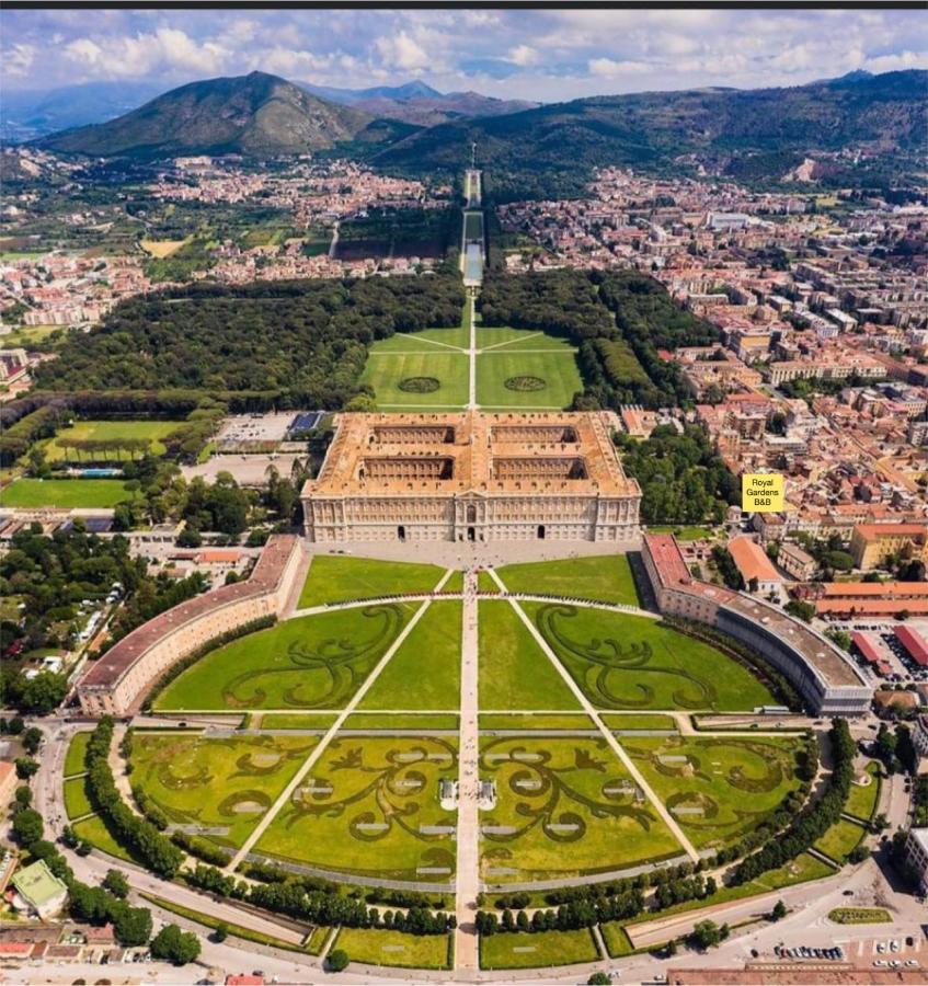 Royal Gardens Panzió Caserta Kültér fotó